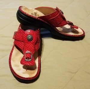 Finn Comfort Sandals